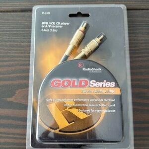 New unopened / old radio shack gold series audio cable